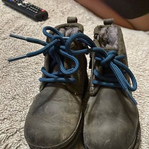 Neumel II Water Resistant Chukka Boot boys  10